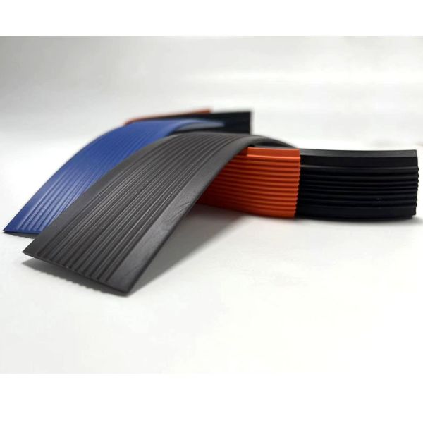Protective L Shape PVC Rubber Stair Nosing Edge Trim for Slip Resistant Stair Treads