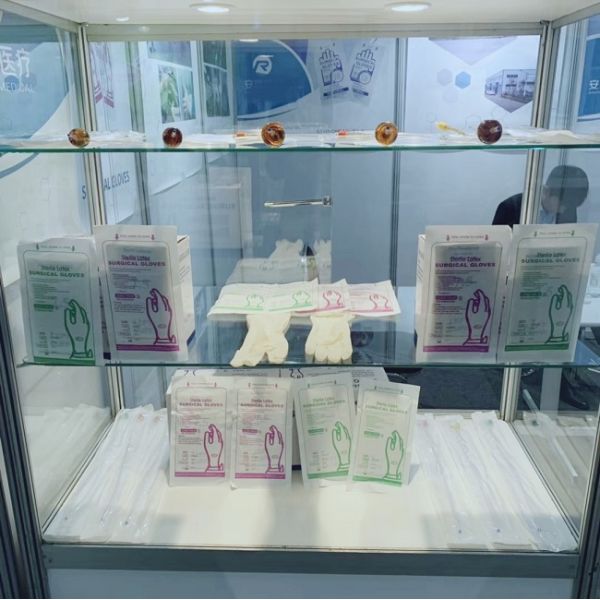 CE Certification Disposable Exam Gloves Natural Latex Surgical Gloves