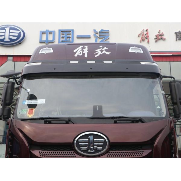 FAW Jiefang J6V Heavy Truck 520HP 6X4 Automatic Gear Traction Truck Head with ABS
