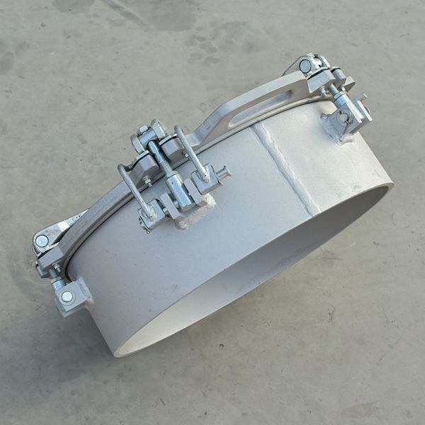 Highly Accurate Aluminum Alloy Six-jaw Quick-open Manhole Cover Seat for Tanker Explosion-proof