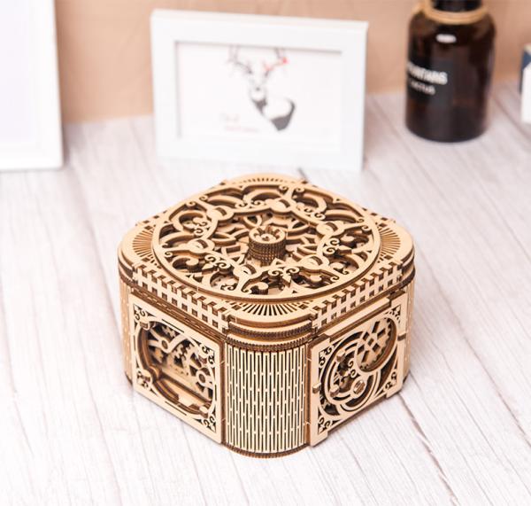 Gift 23.5cm Mechanical Wooden Block Puzzle Toys Small Wooden Jewelry Box