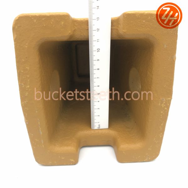 14553244RC Volvo Bucket Teeth , EC460RC Excavator Rock Teeth With Ribbed Top