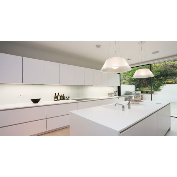 Modern Luxury Kitchen Cabinets with Lacquer Surface Treatment and Easy Clean Advantage