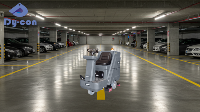 Gran depósito de agua para limpiar estacionamientos