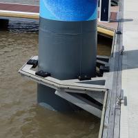 Chapeau de pile de guide de pile de guide de pile de dock flottant pour le support Peg Holder de pile de Marina Floating Dock Floating Dock de yacht