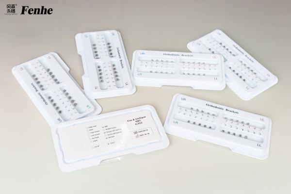 Shipment DHL EMS FEDEX UPS International Express Orthodontic Brackets Typically 3-4 Mm Height Silver Clear Tooth Colored for Dental Applications