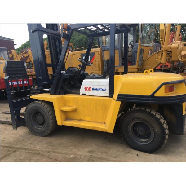 КОМАТСУ ФД100 использовало грузоподъемник 10 тонн, Рекондитионед платформы грузоподъемника 2013 года