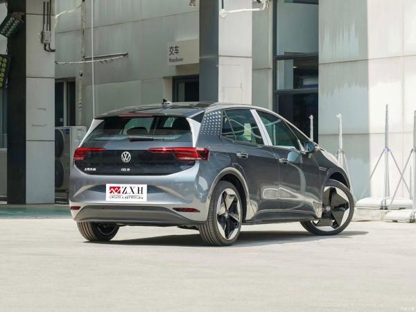 VW ID.3 New energy two-compartment vehicle with five doors and five seats and 450 km range is made in China