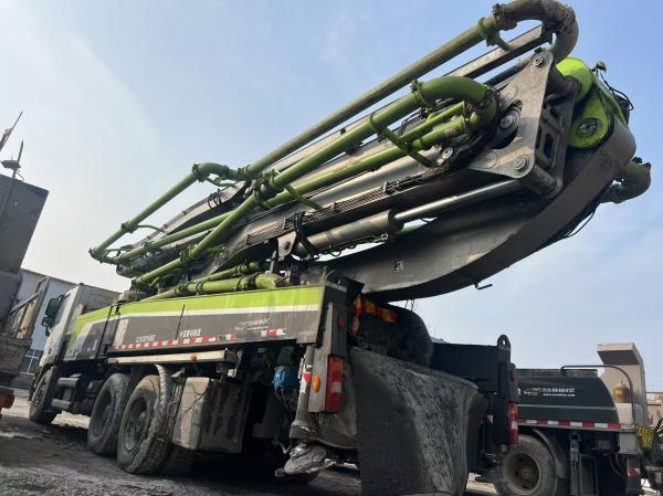 Used 2018 Mercedes-Benz Chassis 49m Concrete Pump Truck Semi-Dry Shotcrete Type Maximum Cloth Height 48.7M
