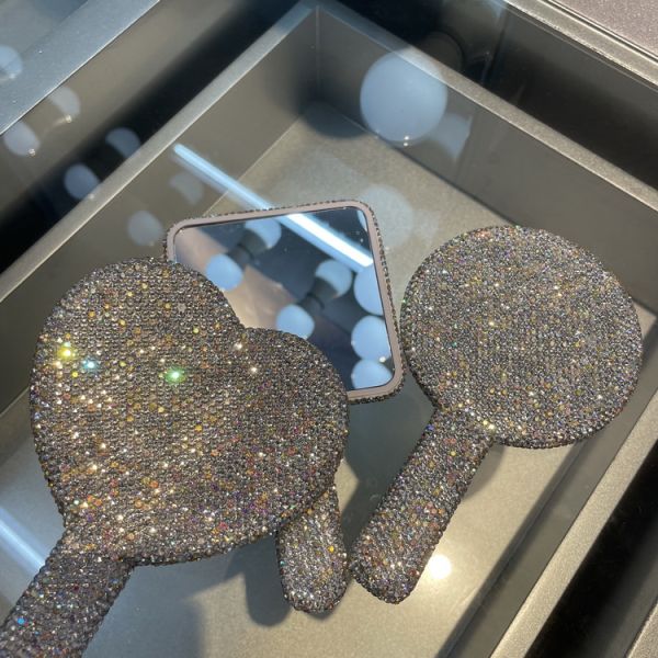 Small Diamond Makeup Portable Magnifying Mirror Light Up For Travel