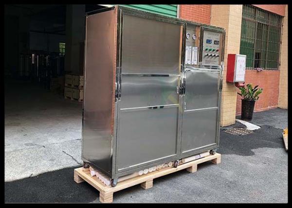SS304 Fully Close Reverse Osmosis Equipment Water Purifier Plant With Wheel Easy Moving