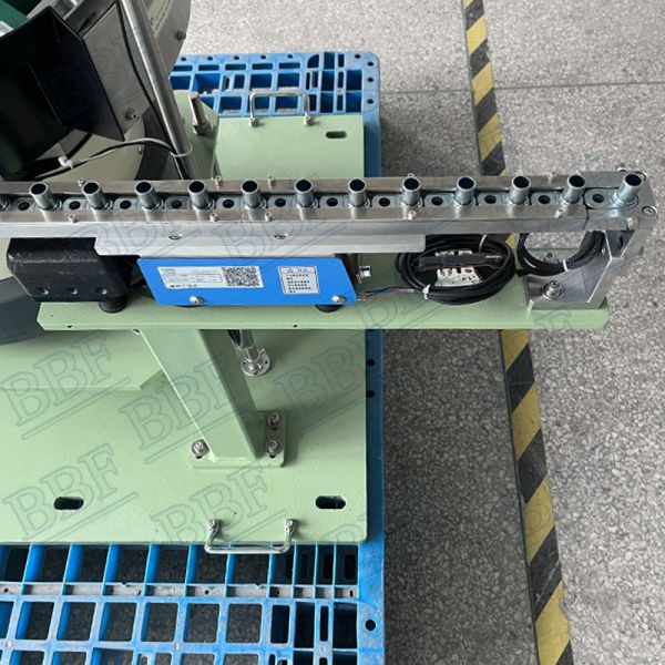 Vibración automática del alimentador de cuenco de hierro de placa de acero de tubería de vibración de cuenco de alimentación de pernos