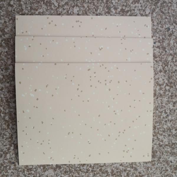 Fire Resistant High Density Rubber Flooring For School Airports Vinyl Flooring Roll