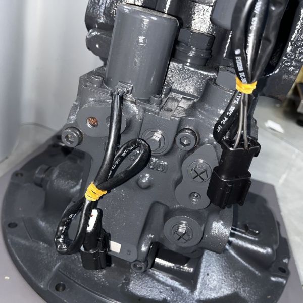 El ensamblaje de la bomba 708-2L-00150 se utiliza para PC200, PC210 y PC220 de las excavadoras Komatsu Tokugawa GID de presión de aceite