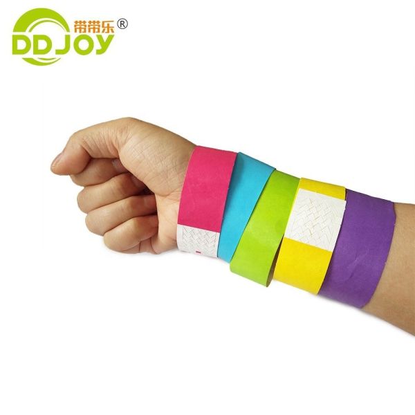 Customized Logo Waterproof Tyvek Paper Wristband for Christmas Decoration and Indoor