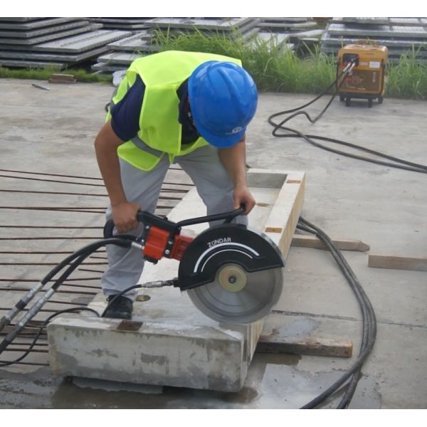 scie découpée hydraulique 20-40Lpm de 355mm pour l'asphalte concret en métal