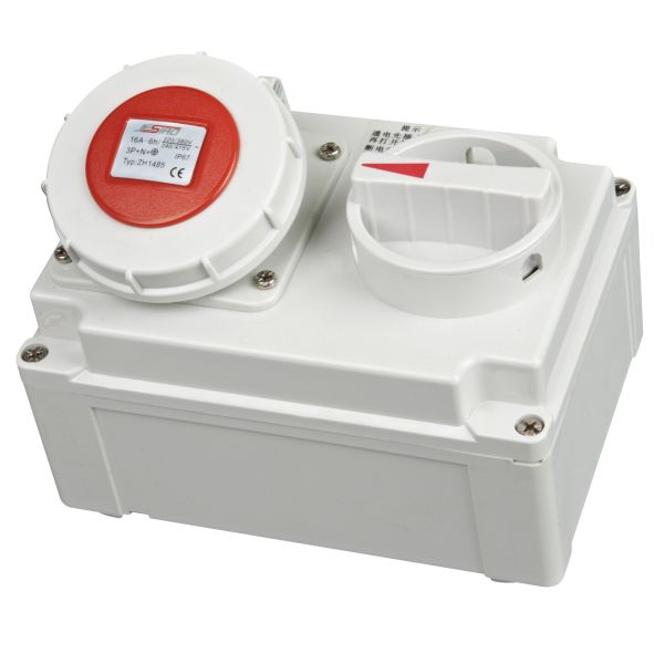 Reliable 5P Industrial Socket With Isolator , Dust Protect 16 Amp Socket With Switch