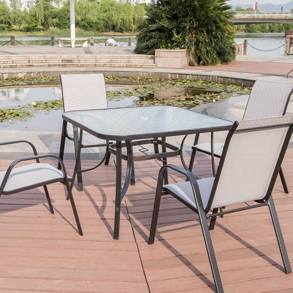 Stylish Metal Dining Table and Chairs Set for Patio Garden or Courtyard Furniture