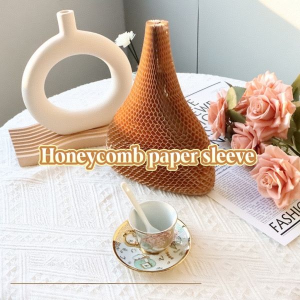 Brown Kraft Honeycomb Laminated Paper Sleeves 22CM Lightweight Wrap For Delicate