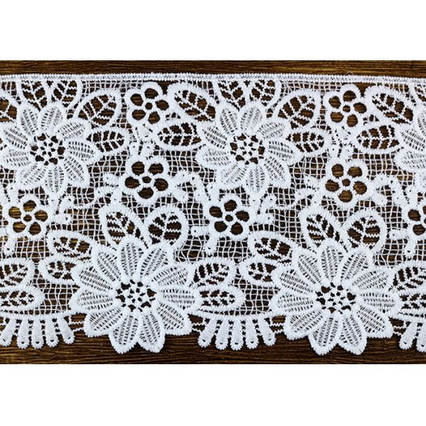Wide Flower Pattern White Guipure Lace Trim For Fashion Dress OEM / ODM