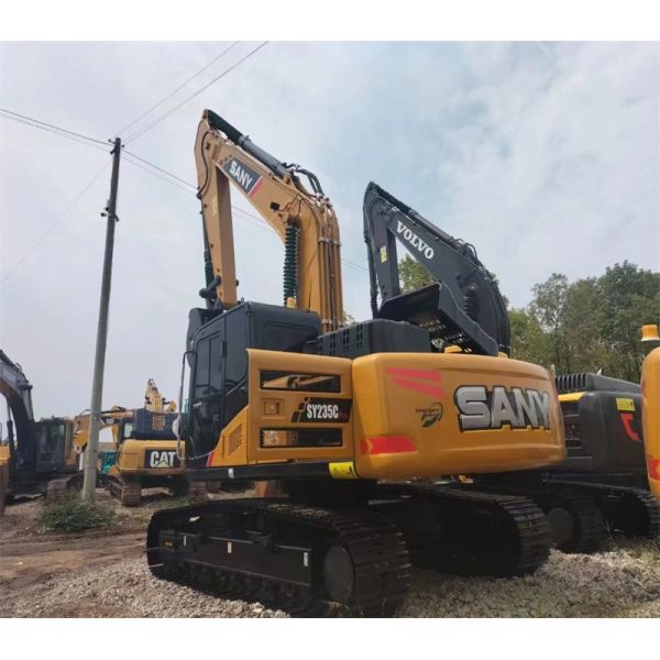 Excavadora usada con motor ISUZU SANY SY235C Excavadora KYB bomba hidráulica Excavadora de segunda mano