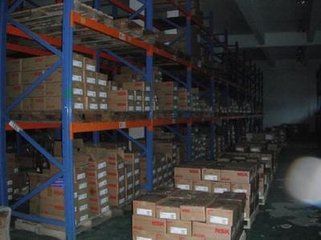C0 C2C3 Линейные шаровые подшипники с низким уровнем шума SCS10UU с зеленой пластиковой крышкой