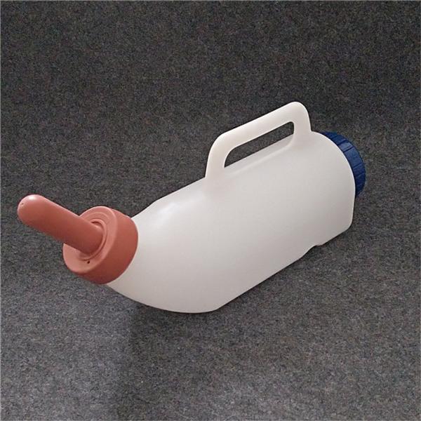 Equipo de alimentación de terneros Botella de plástico para la alimentación de leche con capacidad de 2 litros