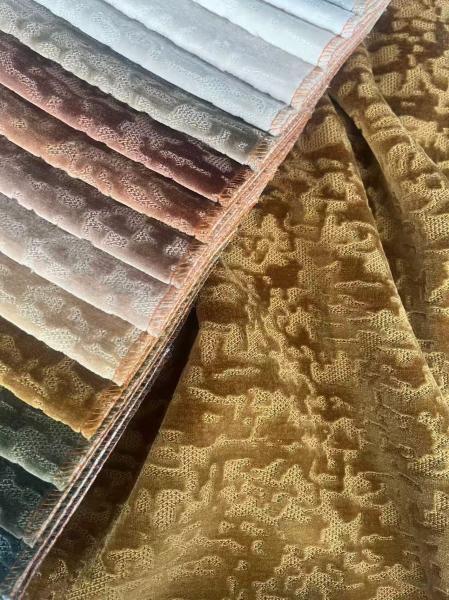 100% Polyester Jacquard Velvet Sofa Fabric 460gsm 142CM Width