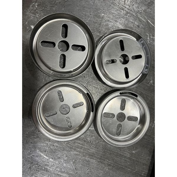 Versatile metal stamping tooling suitable for a wide range of metal thicknesses and complex stamping designs in production