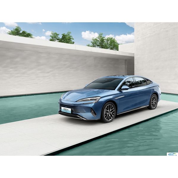 Medium Glory Version Dm-I 121Km Elite Type Sedan with Suspension Steering System by BYD
