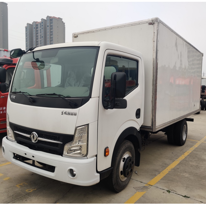 4.2-5.3m Cargo Tank Length Diesel Fuel Type Cargo Truck for Commercial Materials Transport