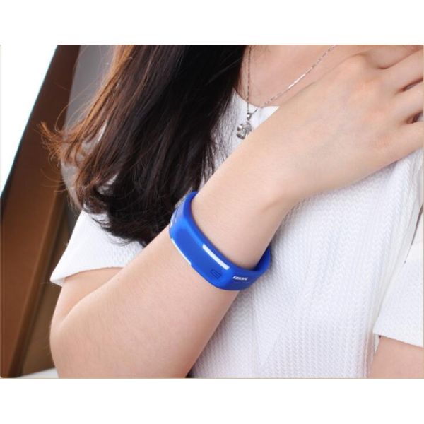 Plastic Case LED Digital Silicone Sports Watch With Chinese Electronic Movement