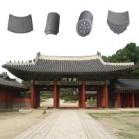 Materiais de argila Grãos telhados japoneses produzidos com técnicas tradicionais feitas à mão