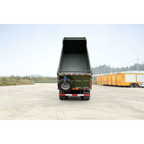 6х4 430 л.с. Камминс Дэмп-Трак для строительства 2 пассажира Задняя камера Не оборудован