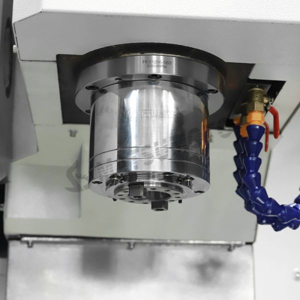 Three Axis CNC Milling Machine Vertical Steel Welded Construction XK7124 XH7124