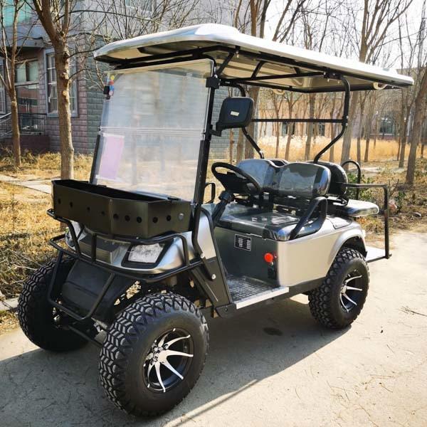 Carrinho de golfe UTV comunitário preto personalizado para 4 pessoas com pneu off-road