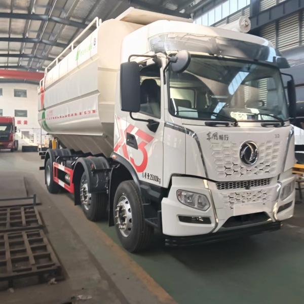 Prix d'usine DongFeng 31 tonnes 6*2 Véhicule de transport de nourriture en vrac Camion de nourriture pour l'élevage d'animaux, le bétail, la volaille