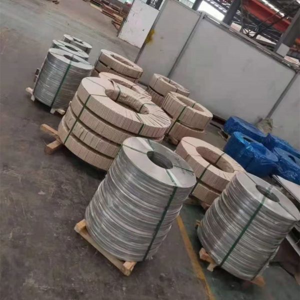 Край 0,3 до 4.0*1219mm мельницы финиша мельницы катушки нержавеющей стали 201 J1 с разрезать край