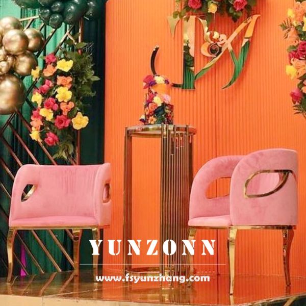 Luxurious Green Velvet Accent Chair with Gold Stainless Steel Leg for Hotels and Dining for Wedding Events