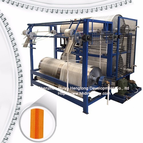 ナイロンジッパーのアイロニングマシン