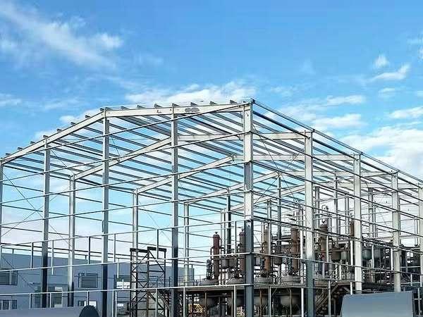 Almacén de estructura de acero galvanizado por inmersión en caliente con revestimiento de pared de lana de roca y revestimiento de imprimación antioxidante
