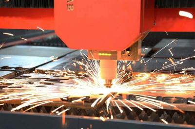 High Precision Fiber Laser Cutting Machine For Stainless Steel 3105 Sypcut Control System