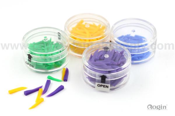 Cunhas dentais coloridas, cunhas plásticas descartáveis dos materiais dentais para os dentes
