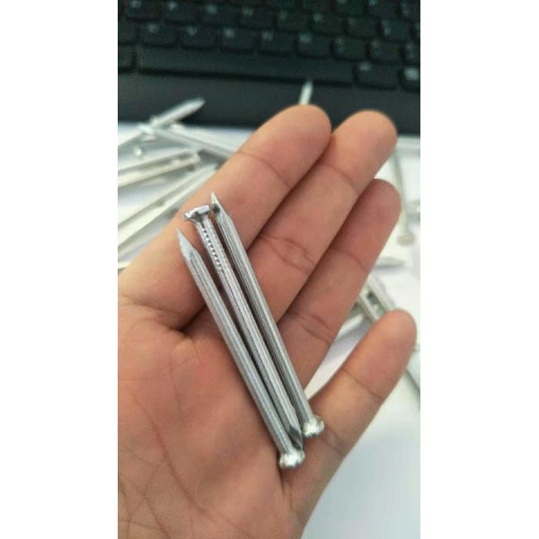 OEM Angular Spiral Steel Nails 45# Carbon Steel Nail Electro Galvanized