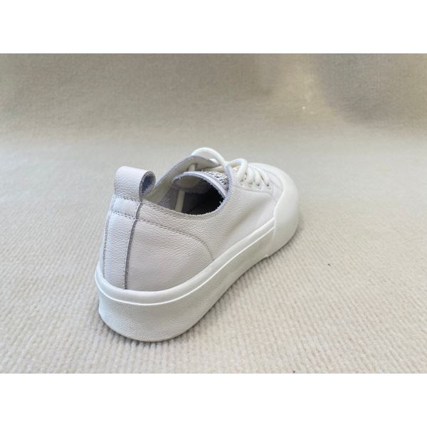 Genuine Leather Soft Comfortable Trainers Size 35-Size 40 Ladies Soft Trainers