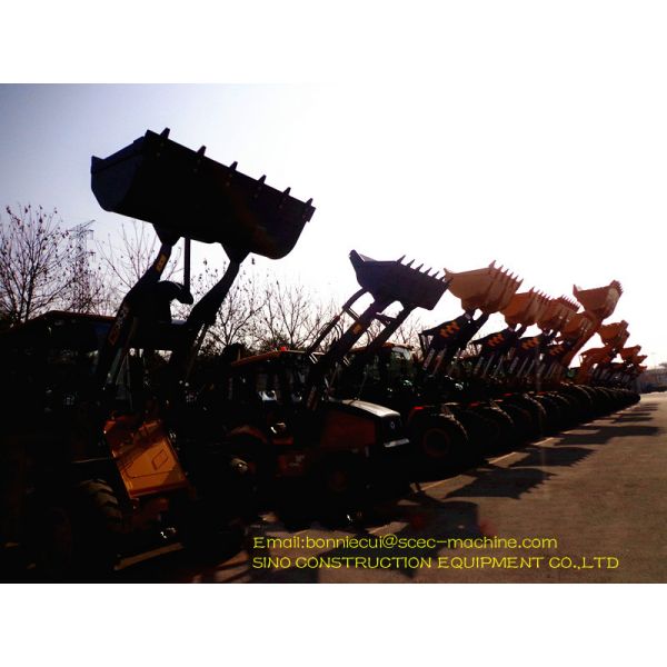 Small Road Construction Motor Grader XCMG GR1653 Metal Material Yellow Color