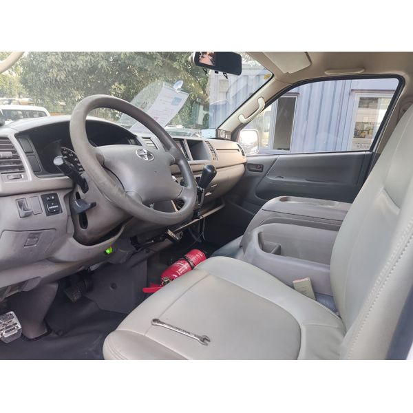 Комфорт Использовано 16 пассажирских фургонов Евро 4 Ручное Использовано 16 местный микроавтобус