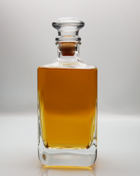 алкоголь бутылки 200ml духа ODM 200ml 500ml стеклянный разливает картину по бутылкам этикеты