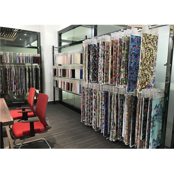 Tarifa resistente reciclada circular de punto del SPF 50 de la comodidad de la suave al tacto de la tela del traje de baño