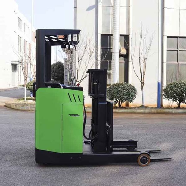 CQDE15 48V 1.5T Electric Reach Truck 1500kg Seat Type Triplex 3m-12m Mast